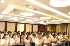 逆势上扬，再创辉煌—ANBO.COM召开年中工作